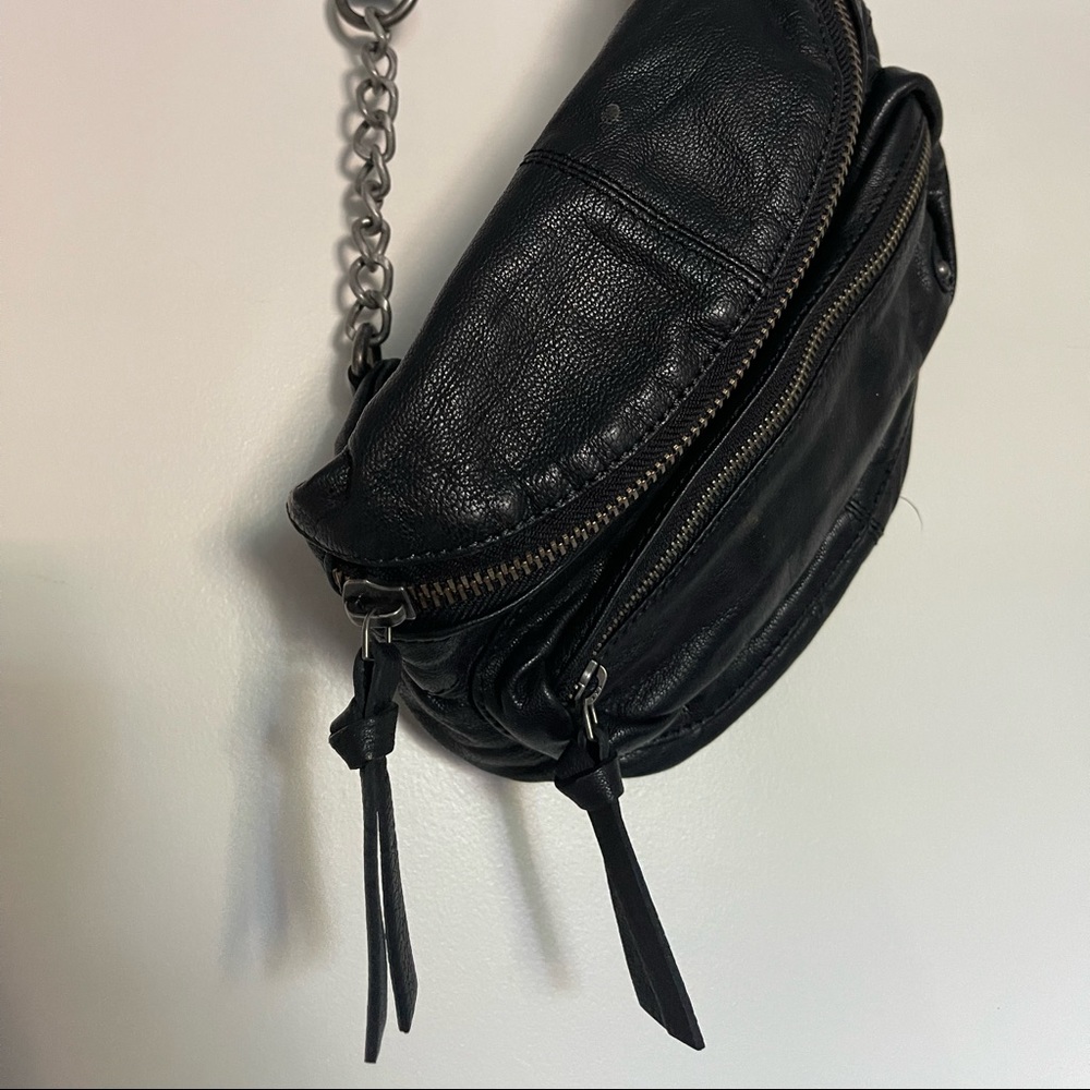 Fanny pack